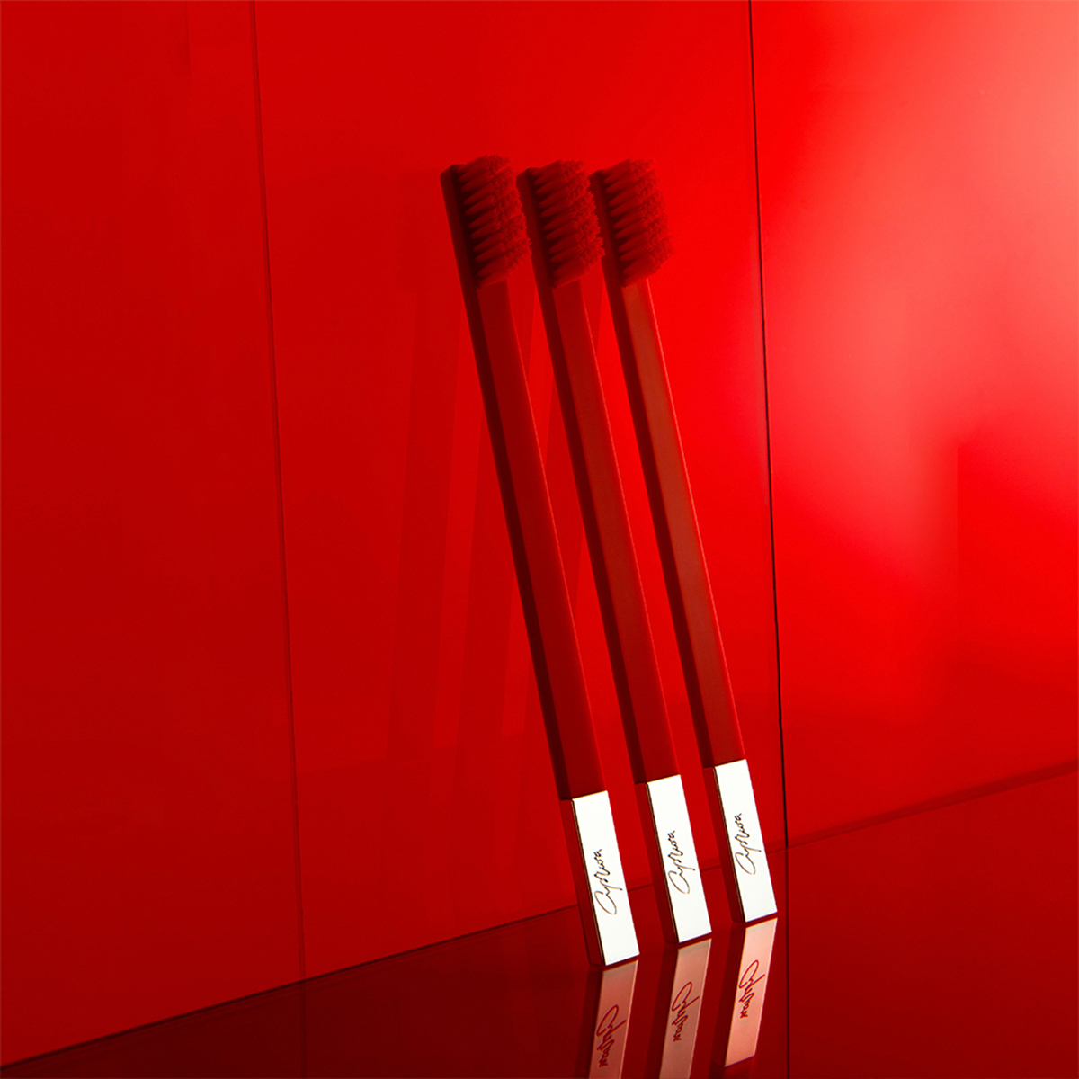 Apriori - Medium Toothbrush
