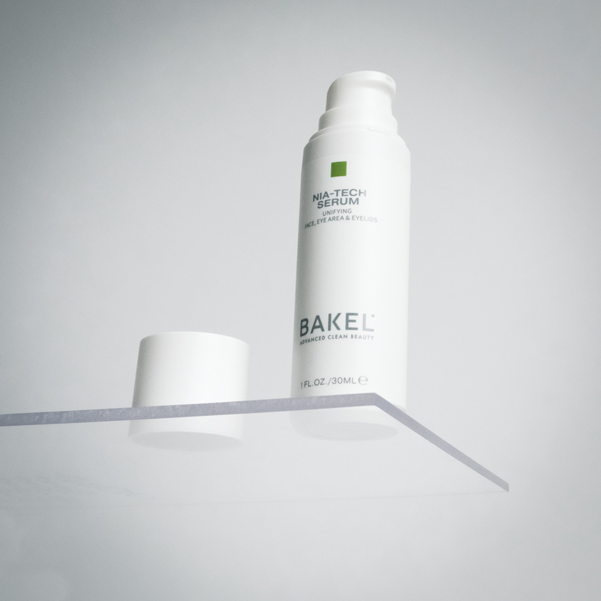 Bakel - Nia-Tech Serum Case & Refill