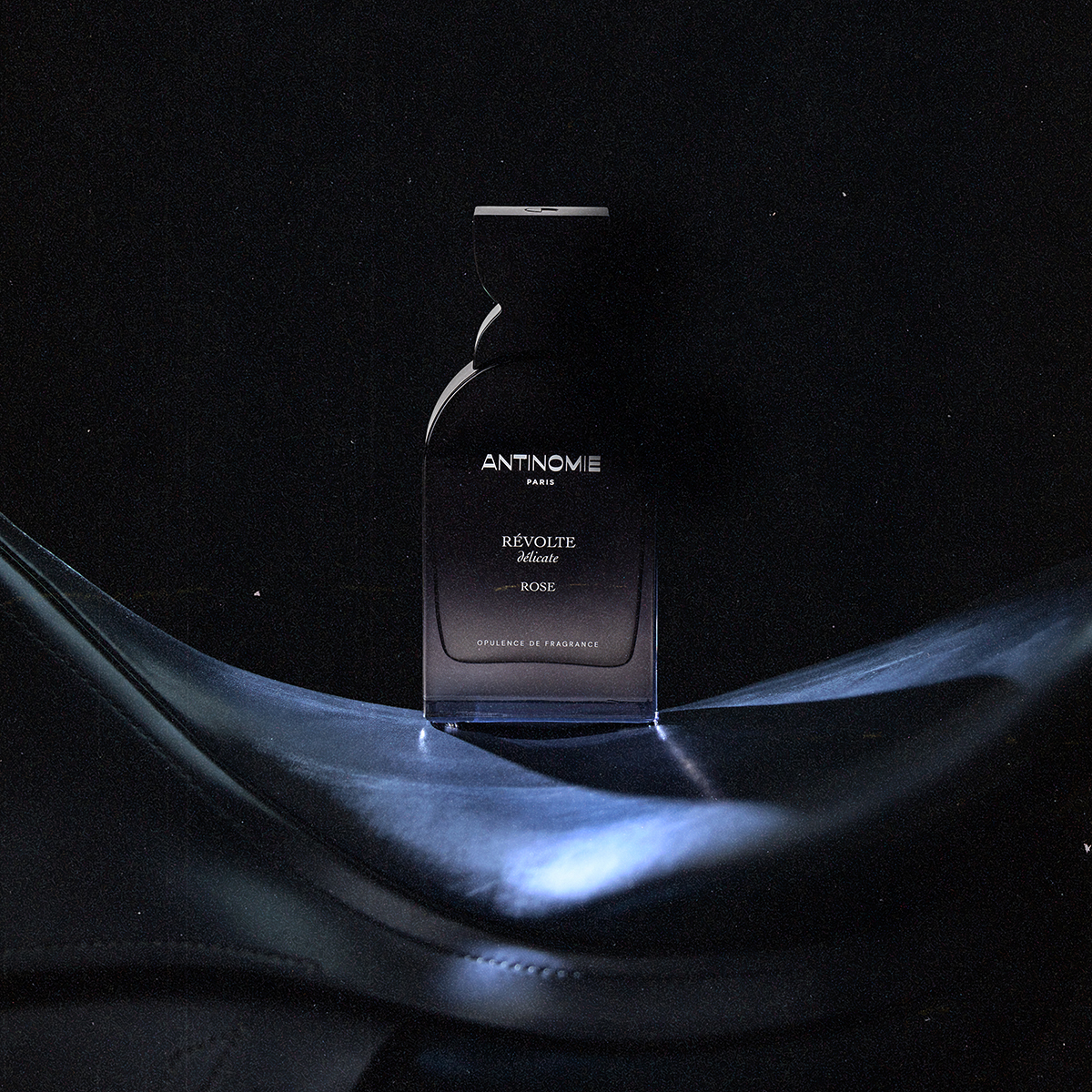 Antinomie - Révolte Délicate Extrait de Parfum