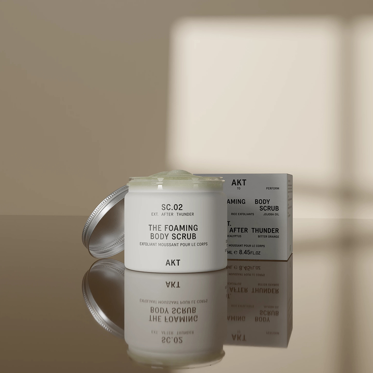AKT London - The Foaming Body Scrub SC.02