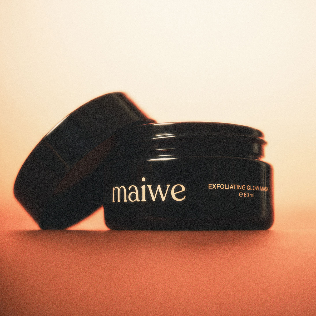 Maiwe - Exfoliating Glow Mask