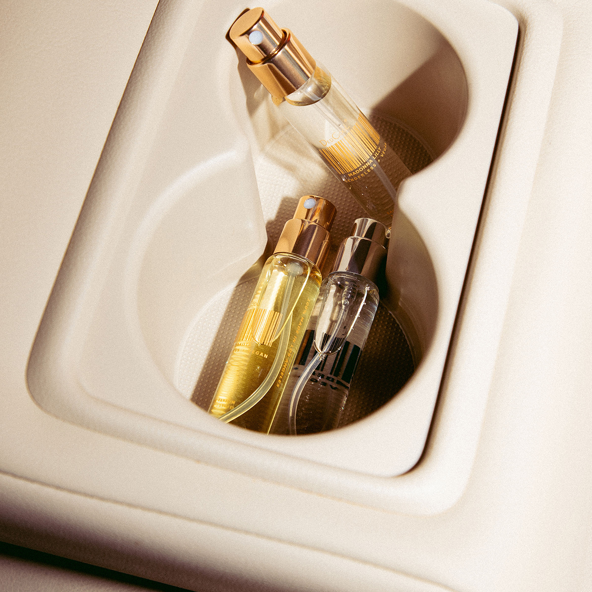 DEDCOOL - Travel Madonna Lilly Eau de Parfum