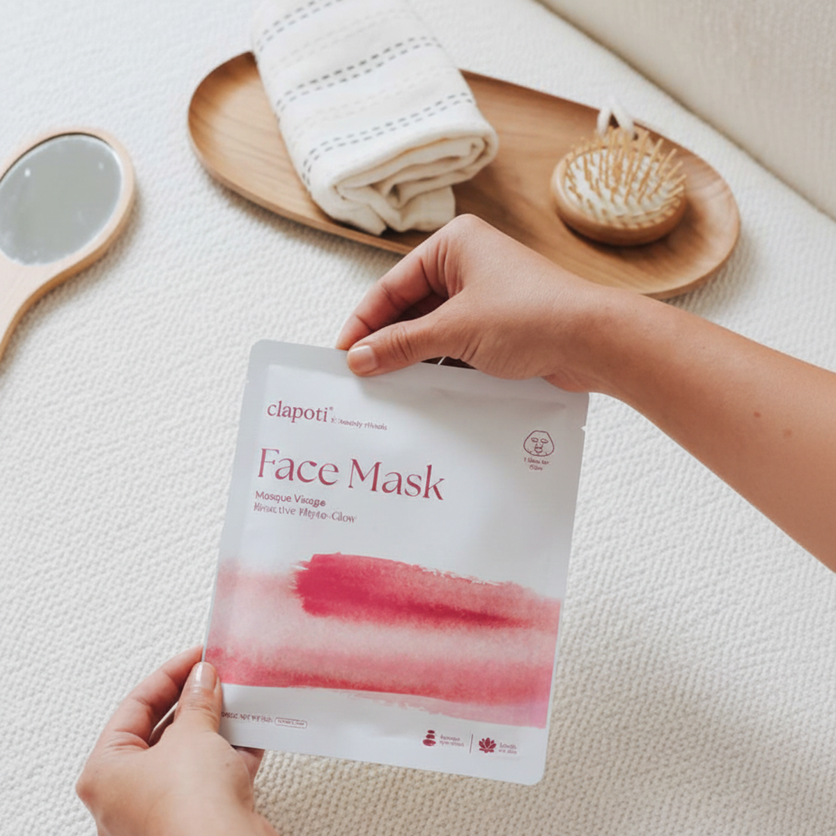 Clapoti - Glow Face Mask