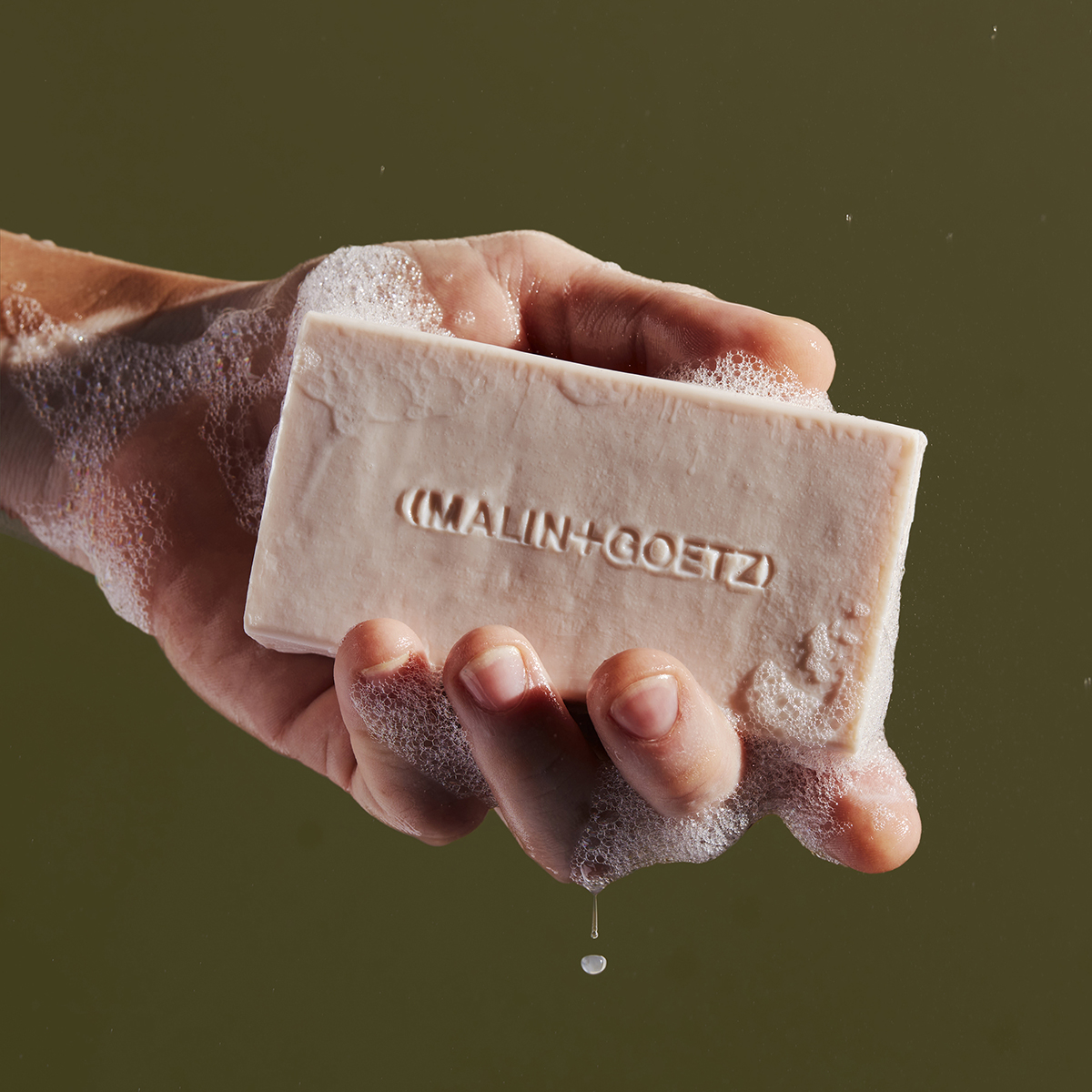 MALIN+GOETZ - Strawberry Vitamin B5 Hydrating Bar