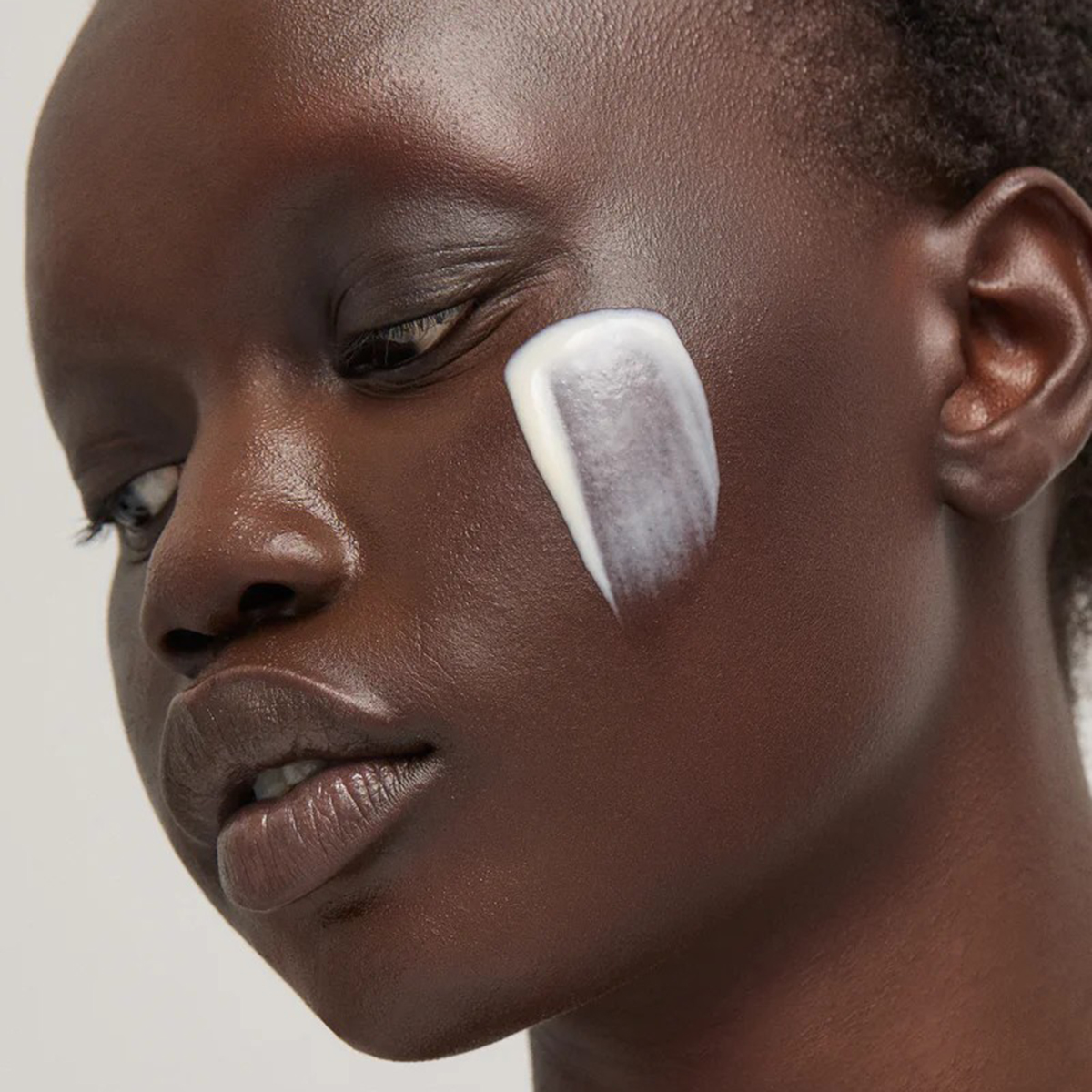 goop - Dark Spot Exfoliating Sleep Milk
