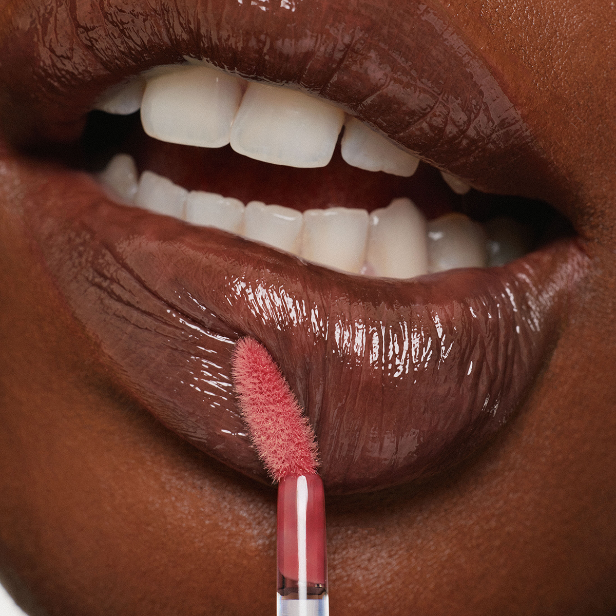 Ilia - Overglaze Hydrating Lip Gloss