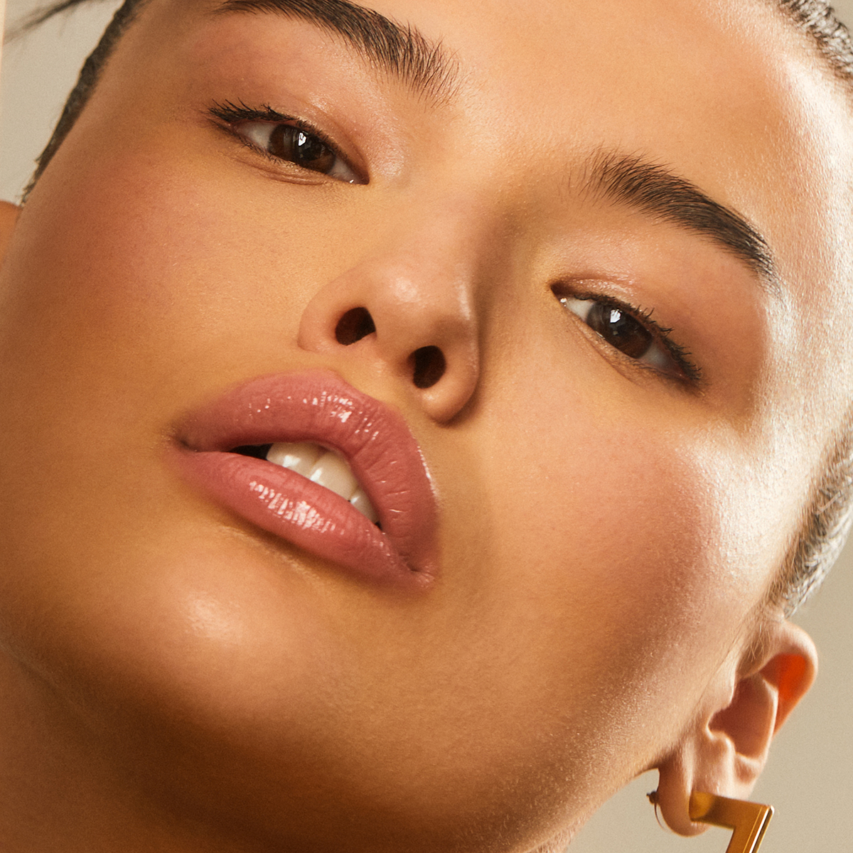 Ilia - Balmy Gloss Tinted Lip Oil