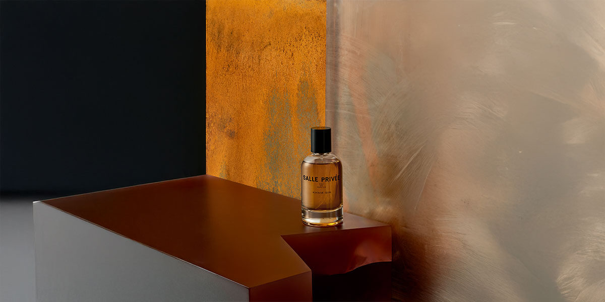 Wie du Parfum als stilvolles Accessoire tragen kannst
