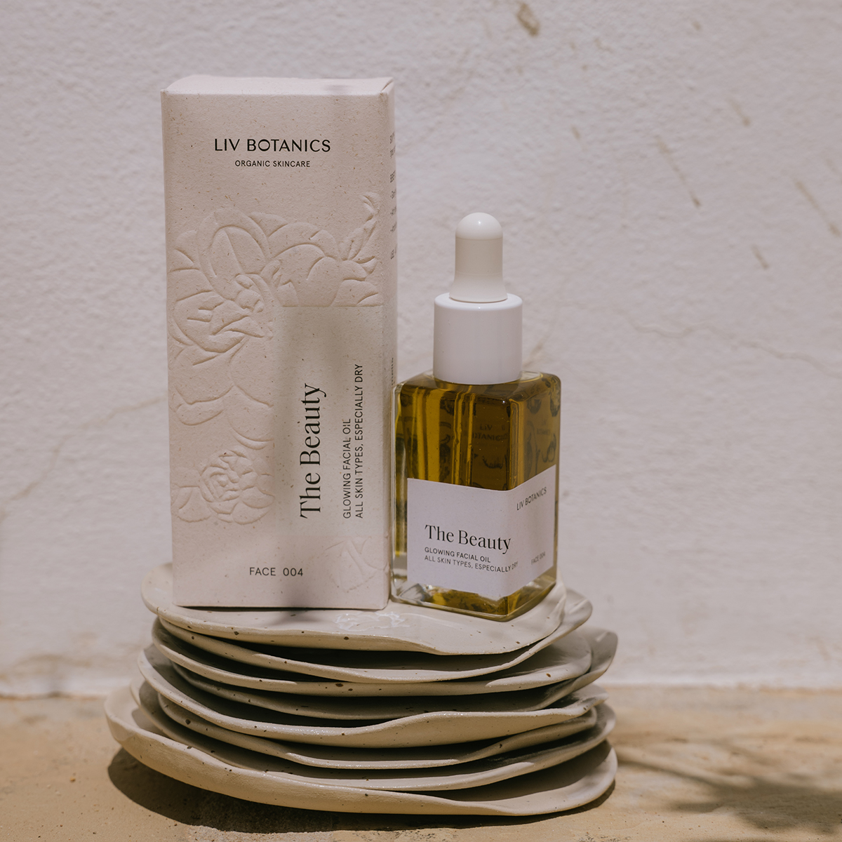 LIV Botanics - The Beauty