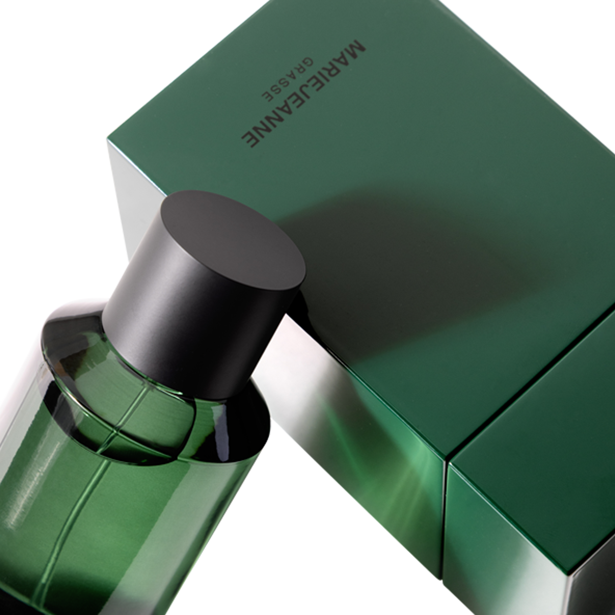 MarieJeanne - Bois Laque Extrait de Parfum