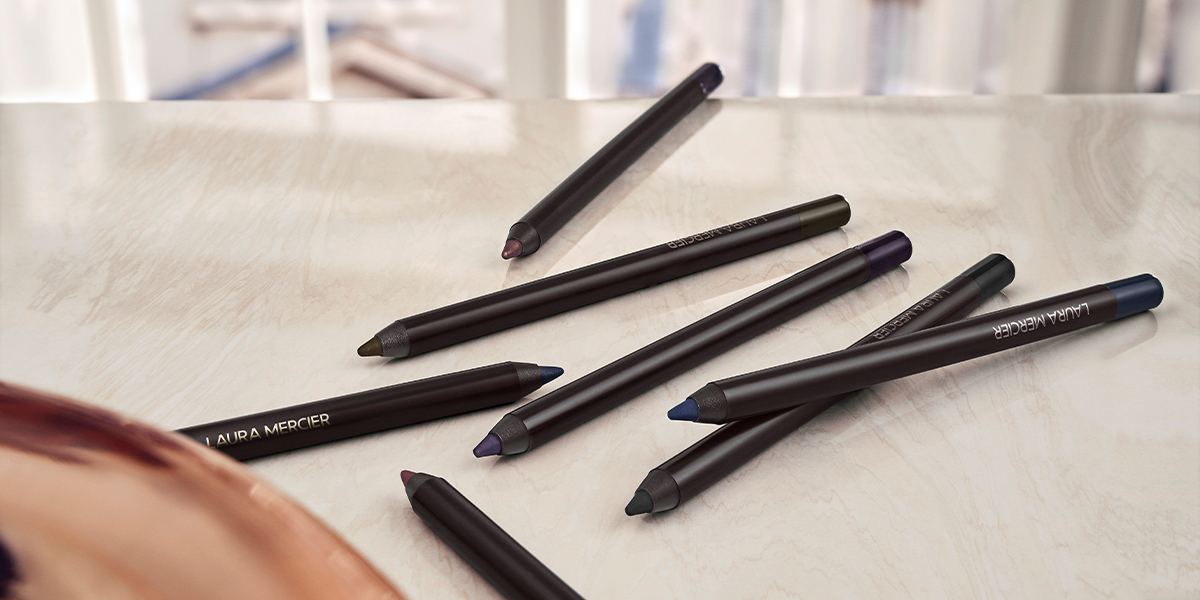 Wie trägt man den Eyeliner am besten auf?