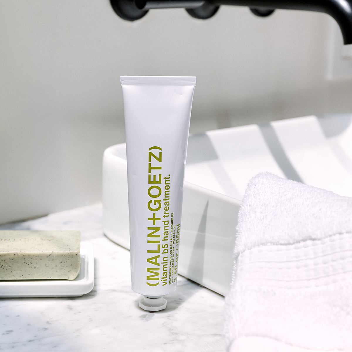 MALIN+GOETZ - Vitamin B5 Hand Treatment